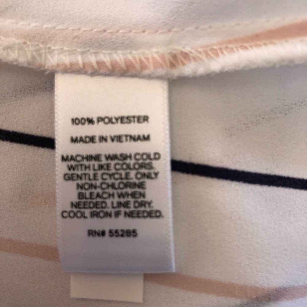 Express Blouse - Picture 8 of 11